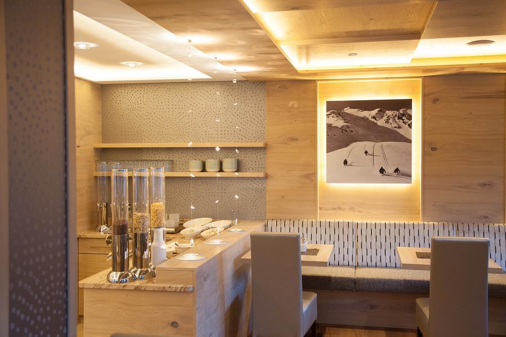 Fruehstueckspension Astoria Ζόλντεν Εξωτερικό φωτογραφία